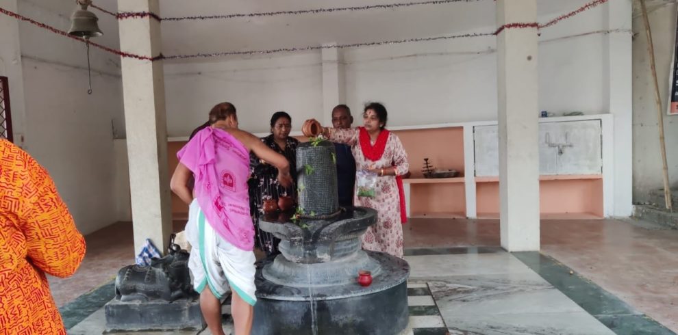 shiva linga puja