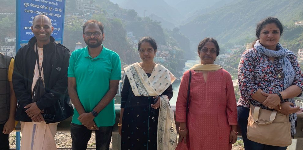 Char Dham Yatra People